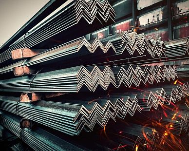 Уголок стальной 25х25х3 мм с резкой 2,0-6,0 м